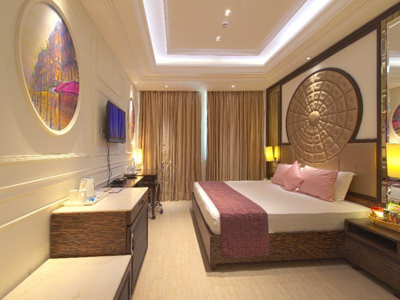 The First Hotel Chandigarh Luaran gambar